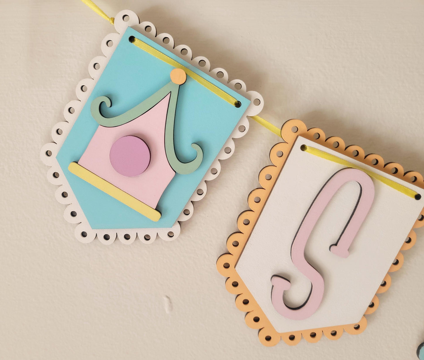Spring banner bird and birdhouse SVG, laser ready cut file, Instant digital download.