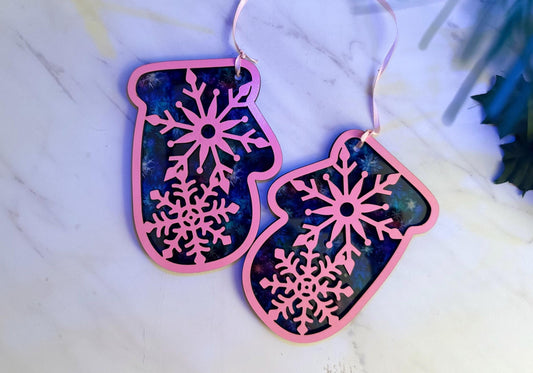 Snowflake mittens ornament, snowflake theme Christmas tree decoration, one available, Product sample, one of a kind laser cut decor.