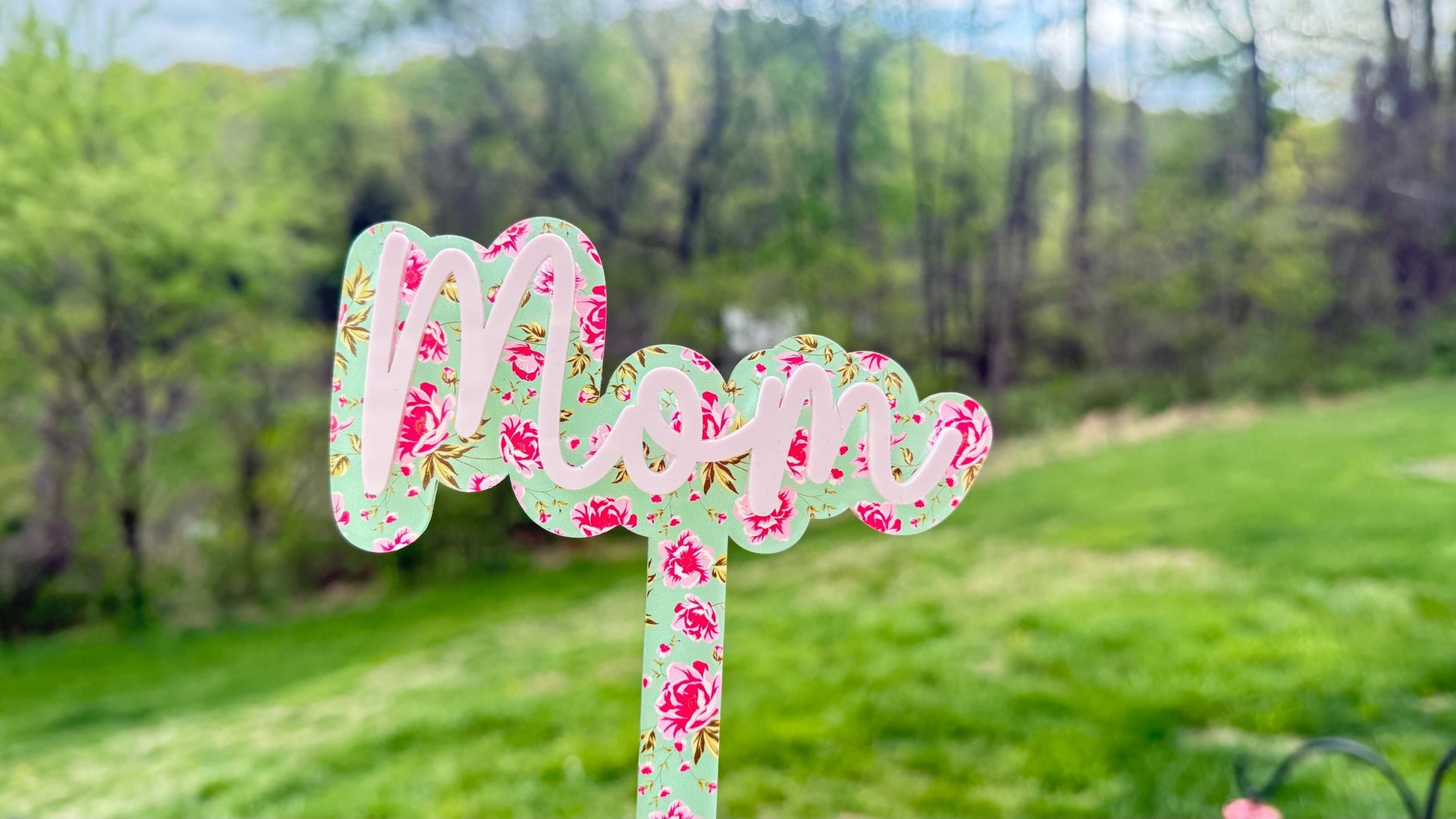 Mom Plant Stake SVG, Flower Pot accessories gift for her, digital download Laser Cut file.