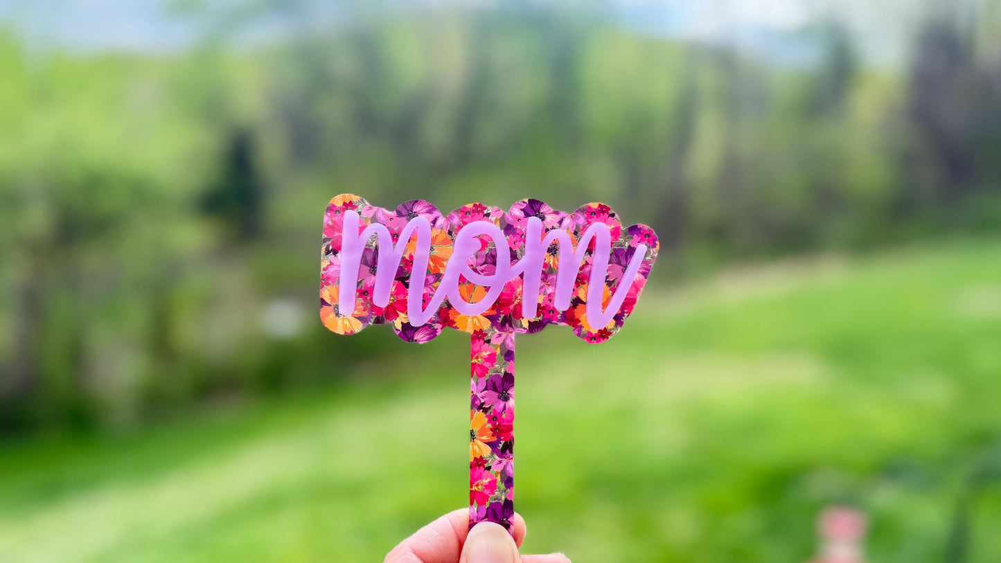 Mom Plant Stake SVG, Flower Pot accessories gift for her, digital download Laser Cut file.